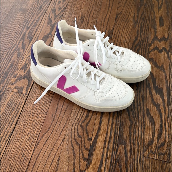 Veja Shoes - Veja Women's White and Purple Sneakers
